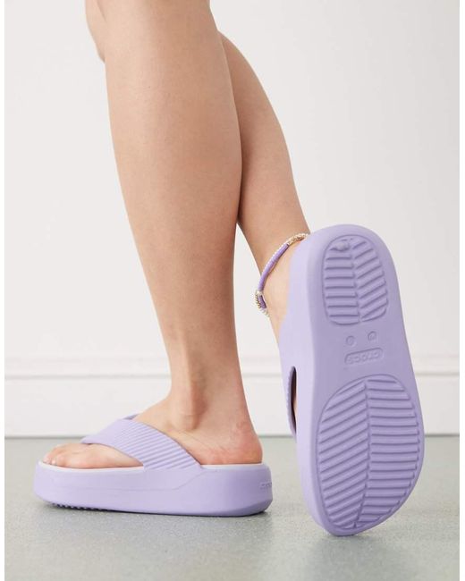 CROCSTM White Getaway Platform Flip Flops