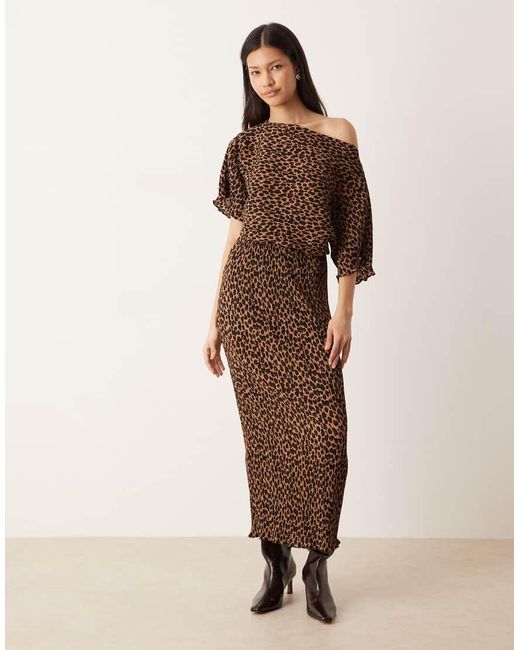 Never Fully Dressed Brown Tilly Off Shoulder Plisse Midaxi Dress