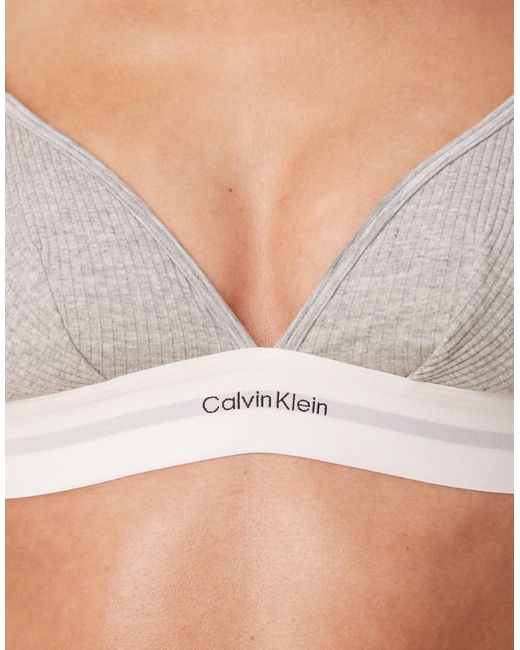 Calvin Klein Brown – unwattierter triangel-bh aus geripptem modal
