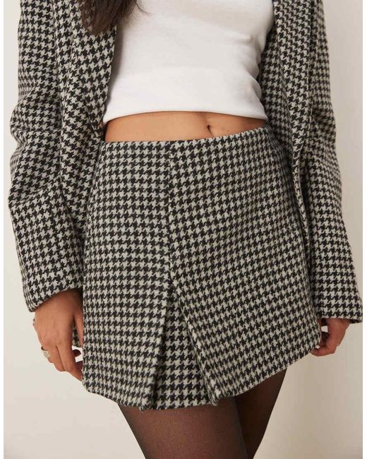Vrg Grl Natural Mini Skirt