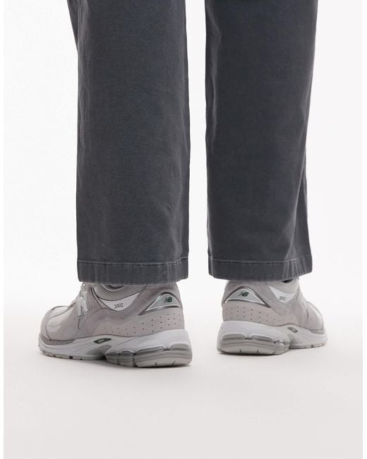 New Balance Gray – 2002 – unisex-sneaker
