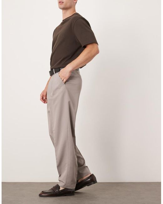 Pantalones De Vestir Color Piedra De Corte Tapered Extragrande Con Pinzas Dobles Y Detalle De Bolsillo Trasero De ASOS de hombre de color Natural