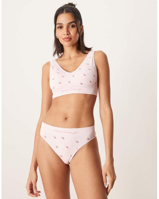 Boux Avenue String Met Rozenprint in het Natural