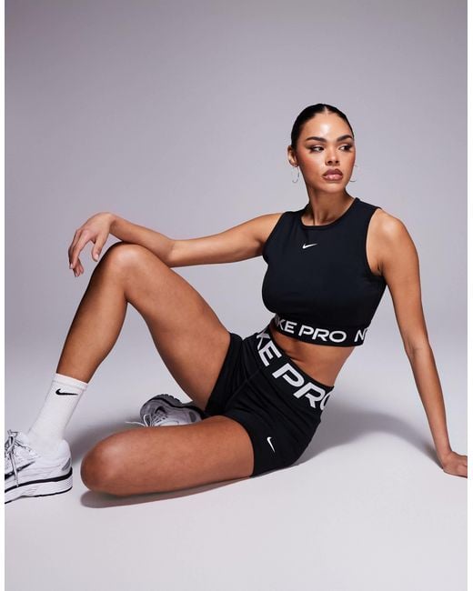 Nike Black Nike – pro training dri-fit sculpt – formende leggings-shorts