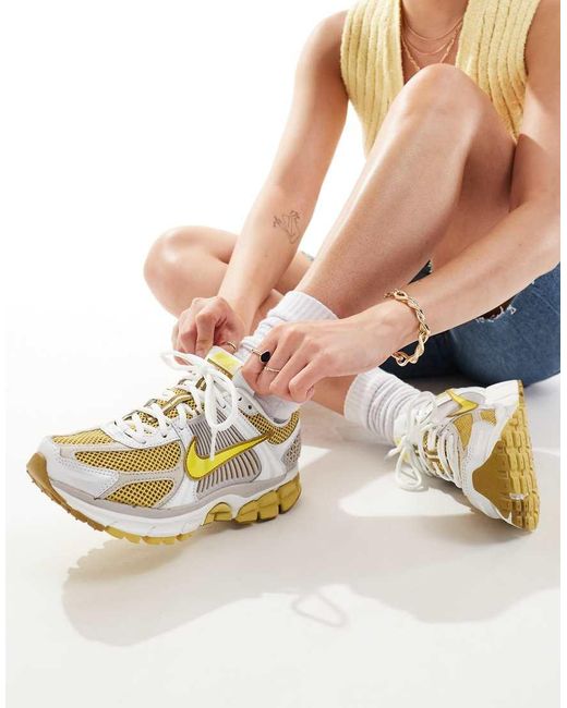 Nike Natural Zoom Vomero 5 Trainers