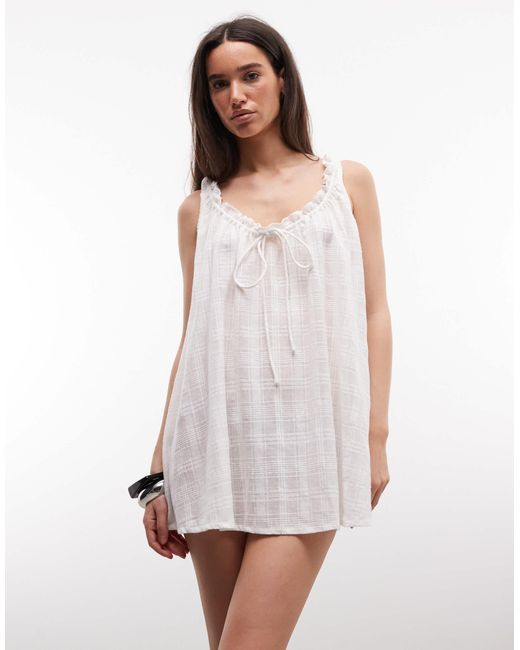 Robe Collusion en coloris White