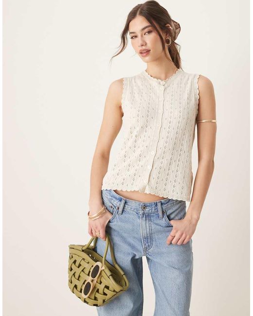 Top Senza Maniche di ASOS in Blue