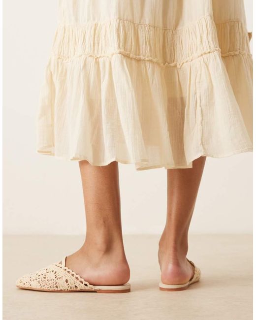 Bailarinas Color Crema Estilo Mules Con Lazo Y Diseño Bordado Lilo De -Blanco ASOS de color Natural