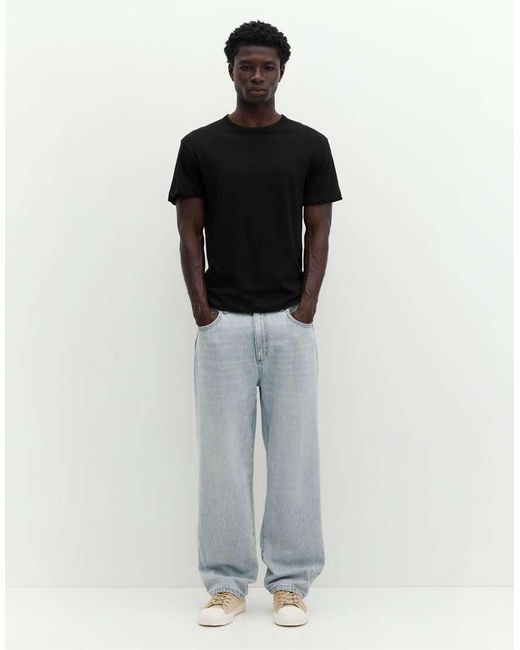 Pull&Bear Black Slim Fit Basic T-shirt for men