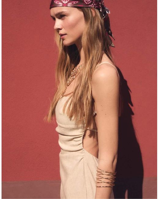 Vestito Midi di Stradivarius in Red