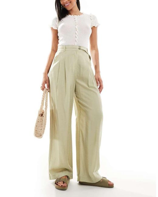 New Look Broek Met Wijde Pijpen En Riem in het Green