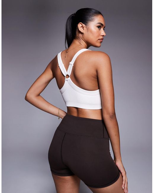 4505 Multicolor Seamless Sculpting Medium Support Sports Bra