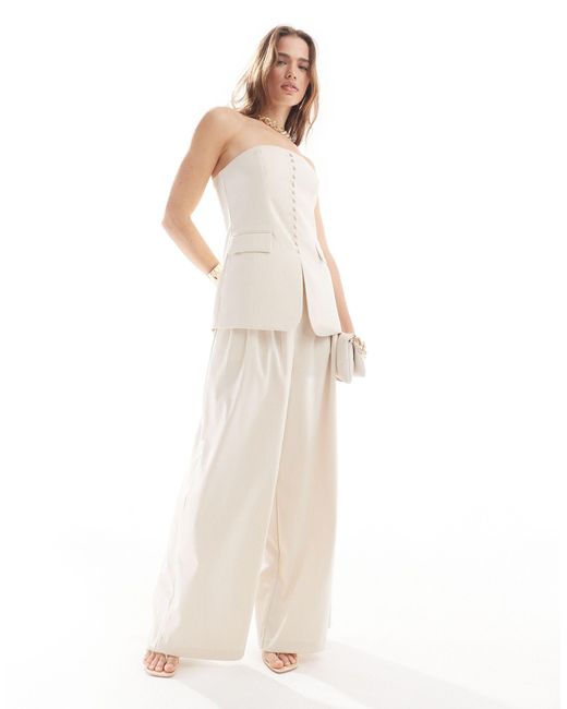 Top a fascia taglio lungo premium stile corsetto con stampa a righe tono su tono color crema di ASOS in White