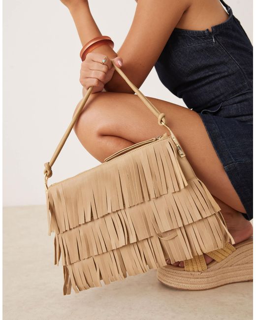 Grand sac à main en cuir à franges et détails dorés - sable Mango en coloris Multicolor