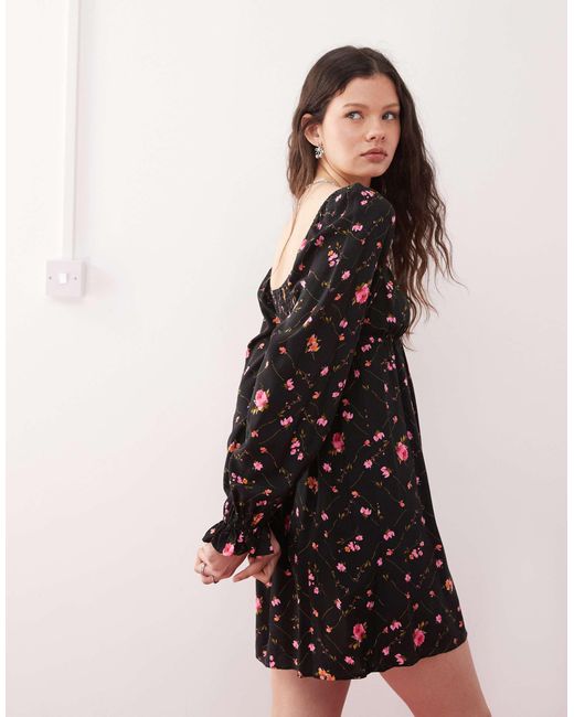 Miss Selfridge Pink Petite – kurzes, langärmliges freizeitkleid mit blümchenmuster