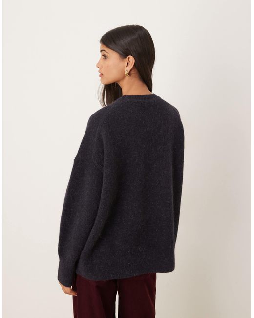 Pull oversize à col ras ASOS en coloris Blue