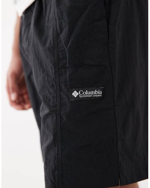 Columbia White Sequoia Grove Woven Shorts for men