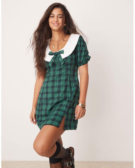 astr the label gaia midi dress in hunter green ASTR Gaia Midi Dress main image 1