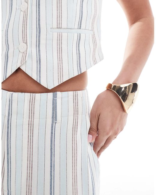 Stradivarius White Co-ord Cropped Linen Look Waist Coat With Open Back