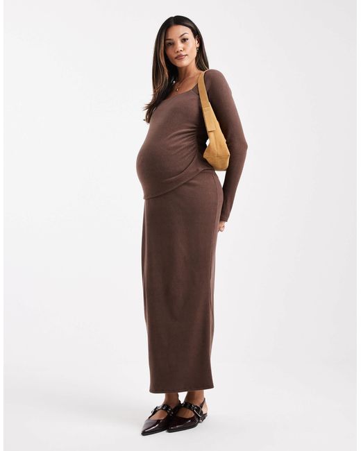Asos design maternity - top d'ensemble côtelé à encolure carrée et manches longues - chocolat ASOS en coloris Brown
