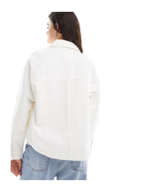 Camicia giacca multitasche bianca di Stradivarius in White