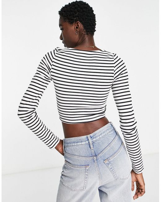 ASOS Long Sleeve Crop Top With V Wire | Lyst