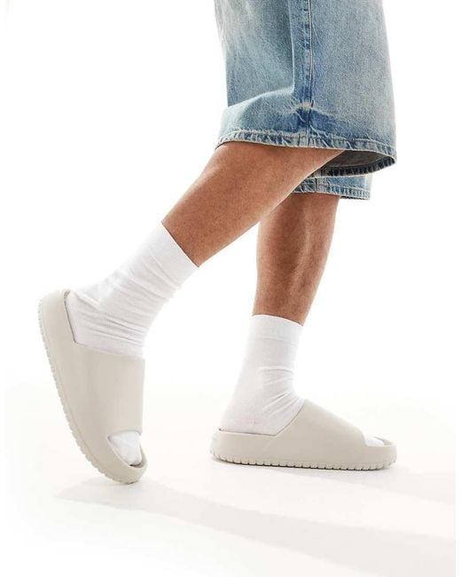Sliders Sagomate Color Crema di Jack & Jones in White da Uomo