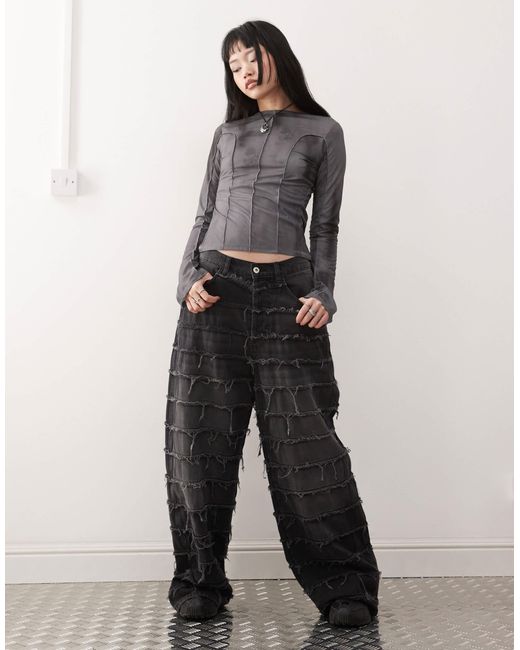 Weekday Gray – langärmliges oberteil aus mesh mit verschwommenem print