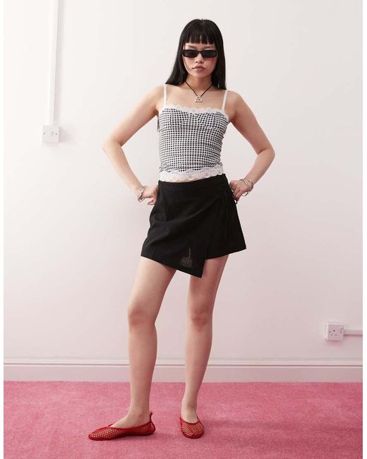 Monki Skort Van Linnenmix Met Overslag En Strikdetail in het Pink