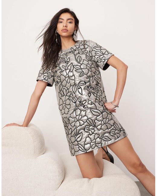 ASOS Gray – besticktes, gestepptes minikleid