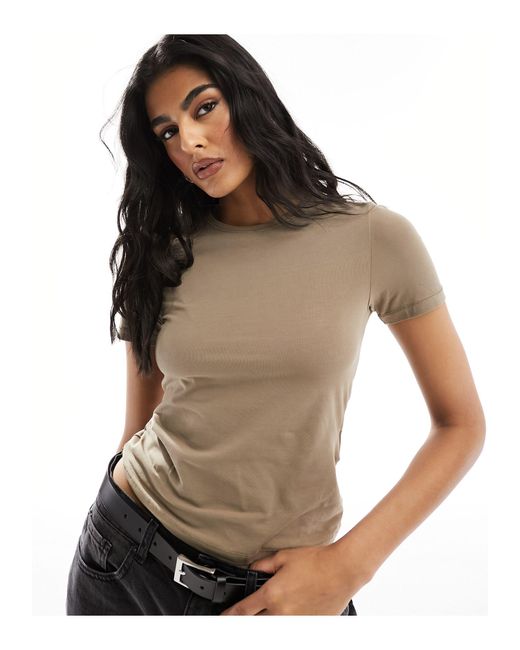 Weekday Brown Slim Fit T-shirt With Tonal Contrast Seams