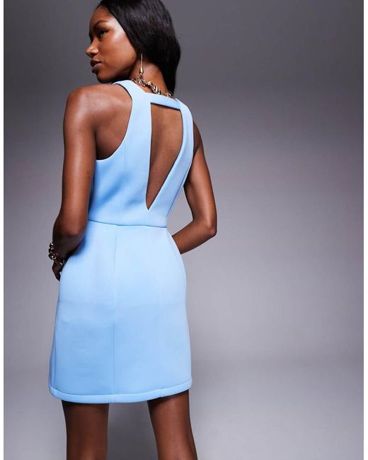 Vestido Corto Escotado Con Caderas Moldeadas De ASOS de color Blue