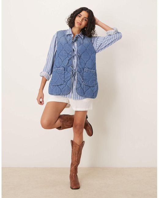 ASOS Blue – gesteppte jeansweste