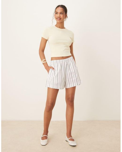 Pantalones Cortos A Rayas Azules Con Lazada En La Cintura De Popelina De Abercrombie & Fitch de color Natural