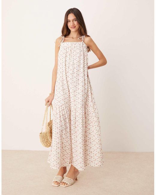 Y.A.S Natural – langes boho-hängerkleid mit rosa blümchenmuster und gebundenen trägern