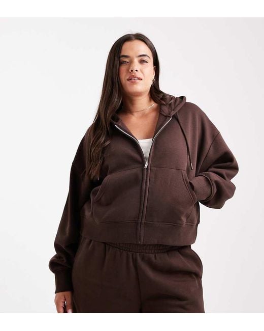 Sudadera Corta Marrón Con Capucha Y Cremallera Con Interior Afelpado De Asos Design Curve ASOS de color Brown