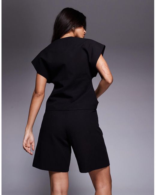 ASOS Black – elegante longline-city-shorts aus leinenimitat