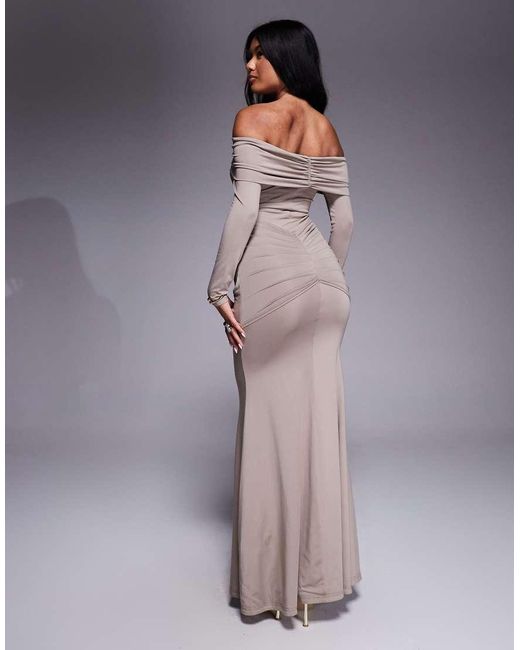 Vestito Lungo Con Scollo Alla Bardot Marrone Tenue Con Drappeggio Frontale E Dettaglio di Aria Cove in White