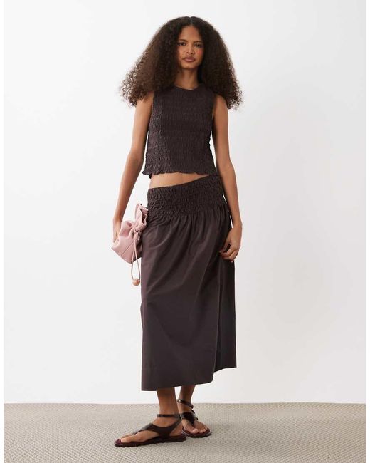 Siros di Mango in Brown
