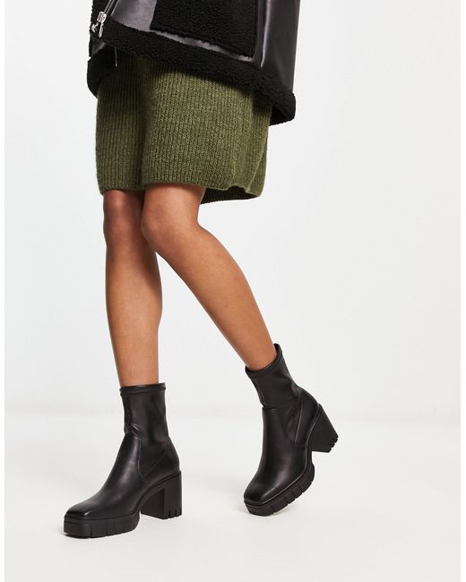 Stradivarius Wide Fit Chunky Heeled Boot in Black | Lyst