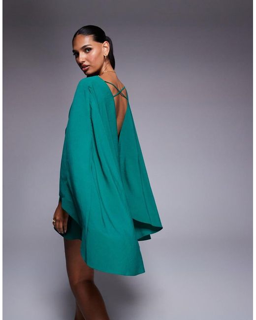 Mono Corto Escotado Con Mangas Exageradas De ASOS de color Blue