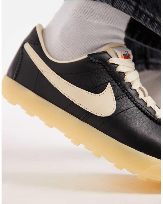 Nike Black Astrograbber Leather Trainers