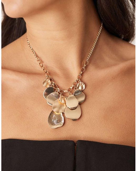 Collana Vistosa Con Ciondoli A Disco A Strati di Accessorize in Black