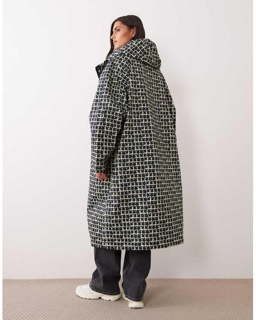 Regatta Gray Waterproof Hooded Changing Robe