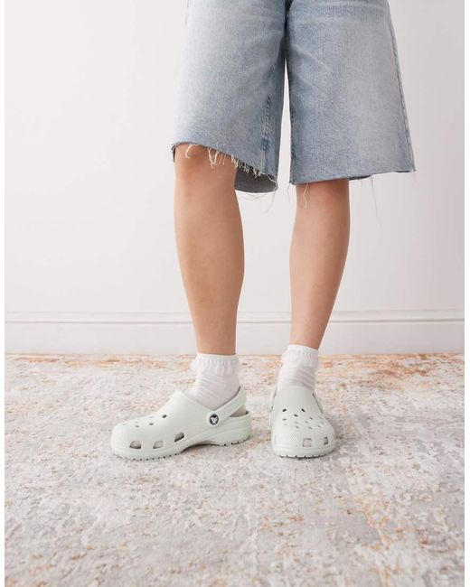 CROCSTM Natural Classic Clog