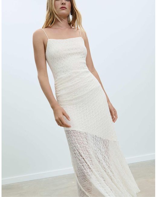 Robe longue en dentelle à bretelles - vanille Stradivarius en coloris White