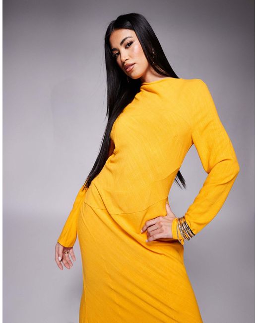 Robe longue en lin à col montant et surpiqûres ASOS en coloris Metallic