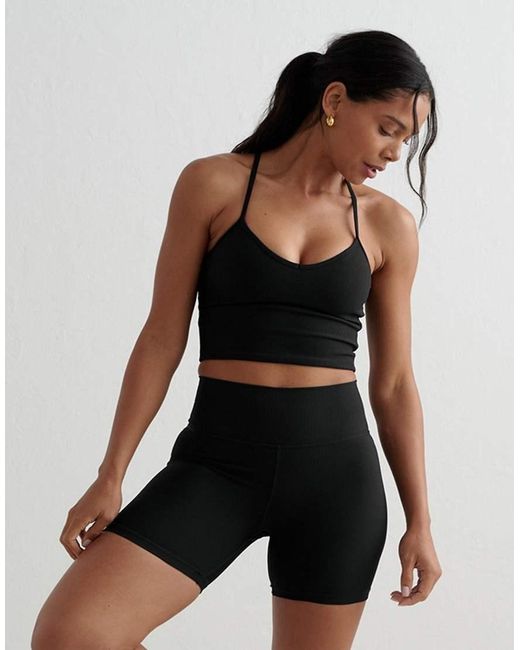 Aim'n Geribbelde Midi Sport Short in het Black