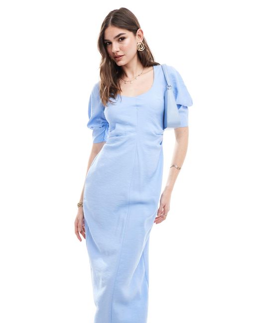 Robe mi-longue à encolure échancrée et taille plissée - clair ASOS en coloris Blue