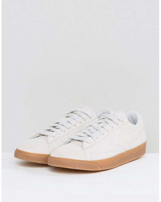 Nike Blazer Low Trainers In Beige Suede With Gum Sole in Natural | Lyst  Australia